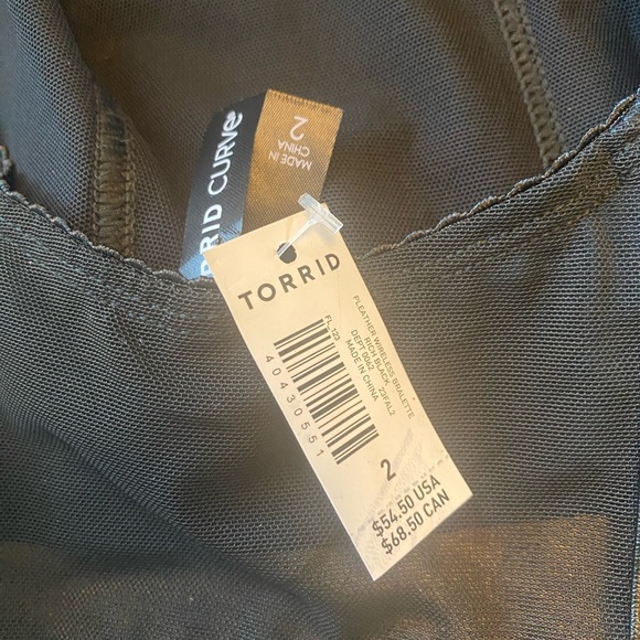 Torrid Pleather wireless rich black bralette - Picture 8 of 10